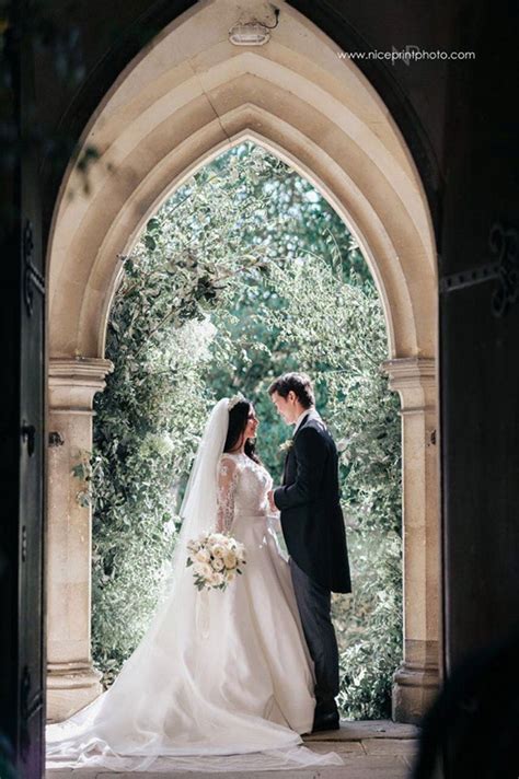 The dreamy English summer wedding of Phil Younghusband and .